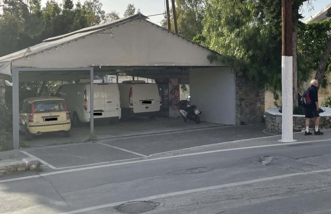 Δημοτικής ιδιοκτησίας και με την βούλα του Εφετείου όλο το Άλσος Παπαντωνίου